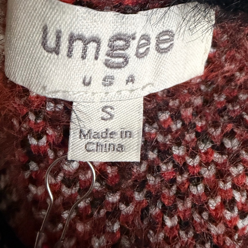 Umgee Red and Black Checkered Cardigan NWT - Picture 4 of 5